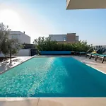 Ajlin Mit Privatem Beheizbarem Pool - By Istrabook Medulin