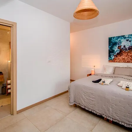 Ajlin Mit Privatem Beheizbarem Pool Medulin