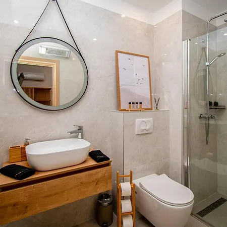 Villa Ajlin Mit Privatem Beheizbarem Pool Medulin