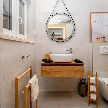 Ajlin Mit Privatem Beheizbarem Pool Villa Medulin