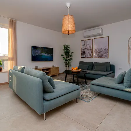 Villa Ajlin Mit Privatem Beheizbarem Pool *