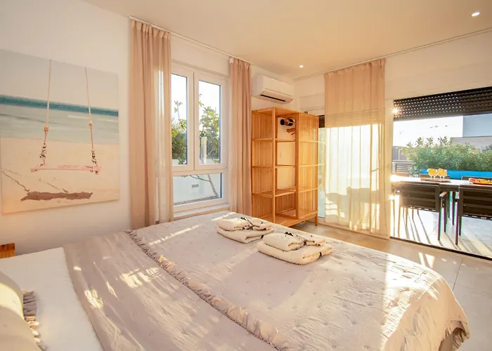 Villa Ajlin Mit Privatem Beheizbarem Pool *
