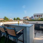 Villa Ajlin Mit Privatem Beheizbarem Pool - By Istrabook Medulin