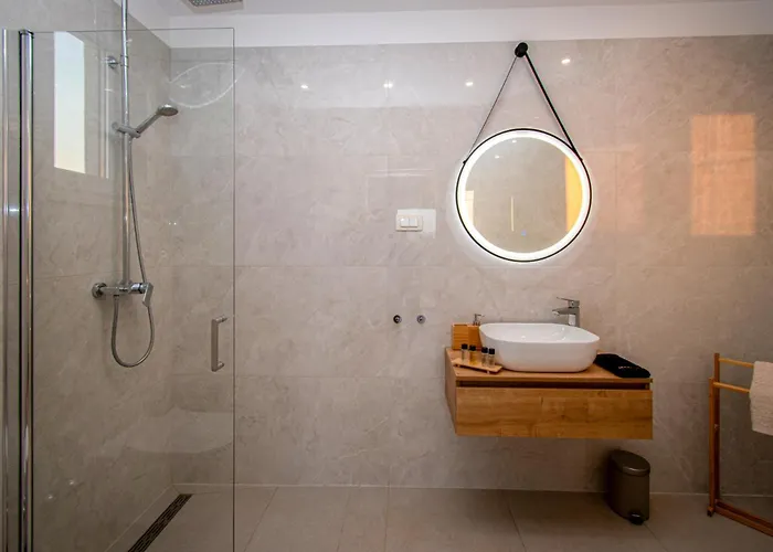 Ajlin Mit Privatem Beheizbarem Pool Vila *